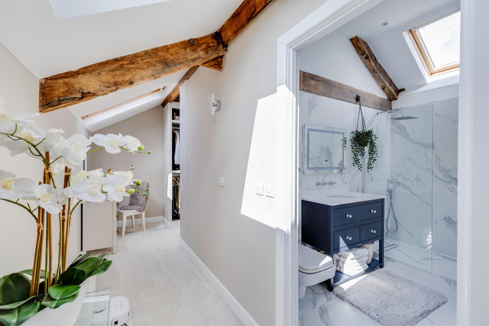 Warren Farm, Pendoylan, Nr Cowbridge, Vale of Glamorgan, CF71 7UJ
